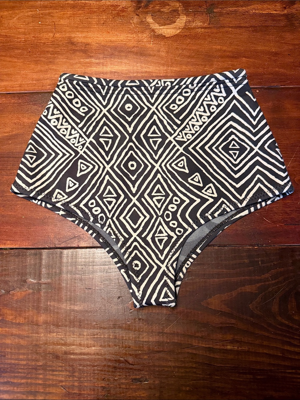 Billabong High-Waist Surf Capsule Geometric Surf Swim Bottoms